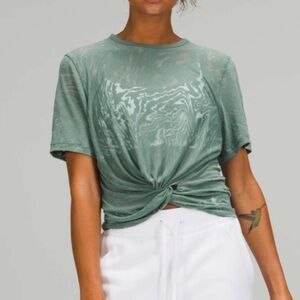 Lululemon Crescent Tee *Veil